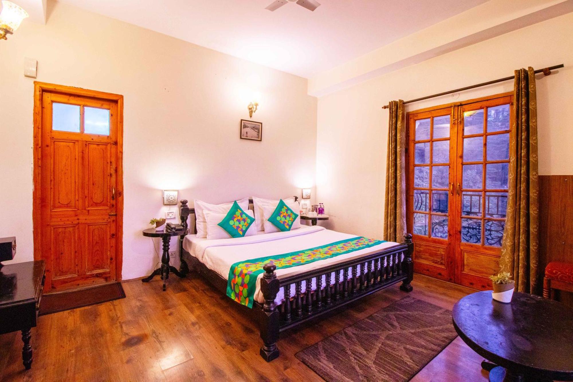 Treebo The Alpine Heritage Residency Shimla Buitenkant foto
